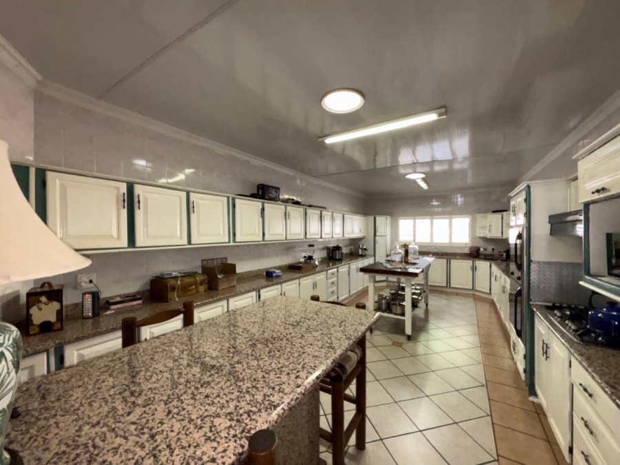 4 Bedroom Property for Sale in Safari Gardens North West